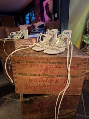 Gianni Bini Ivory Lace-Up Knotted Strap Heeled Sandals